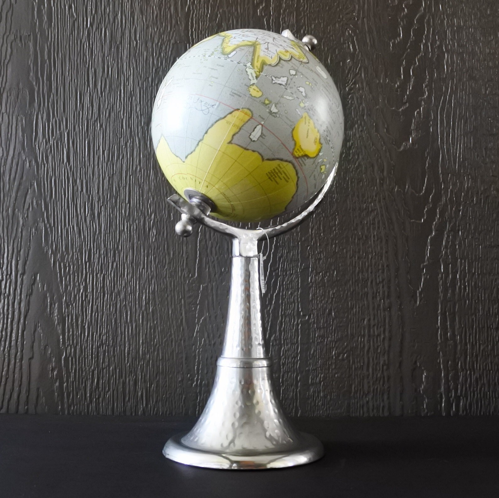 NWT Three Hands World Tabletop Globe Desk Shelf Decor