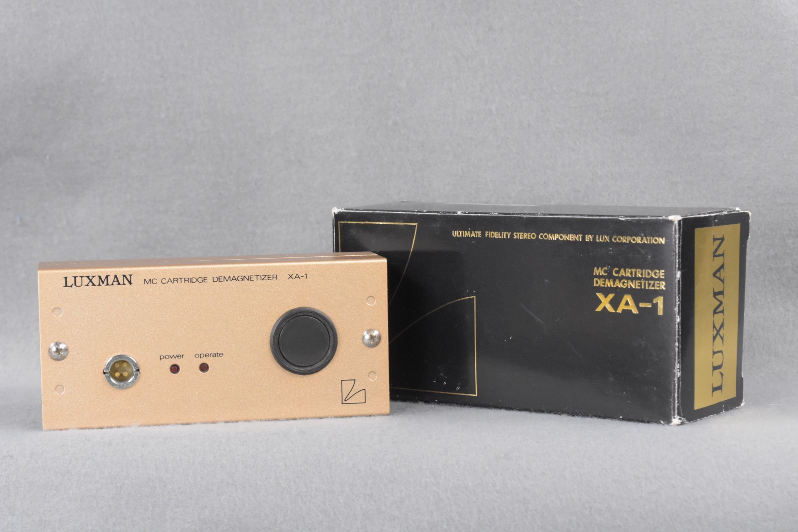 LUXMAN XA-1 MC Cartridge Demagnetizer W/ Original Box In Excellent Condition