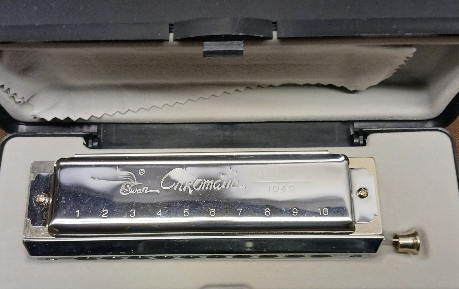 SWAN CHROMATIC 1040 HARMONICA w/case $19 + shipping