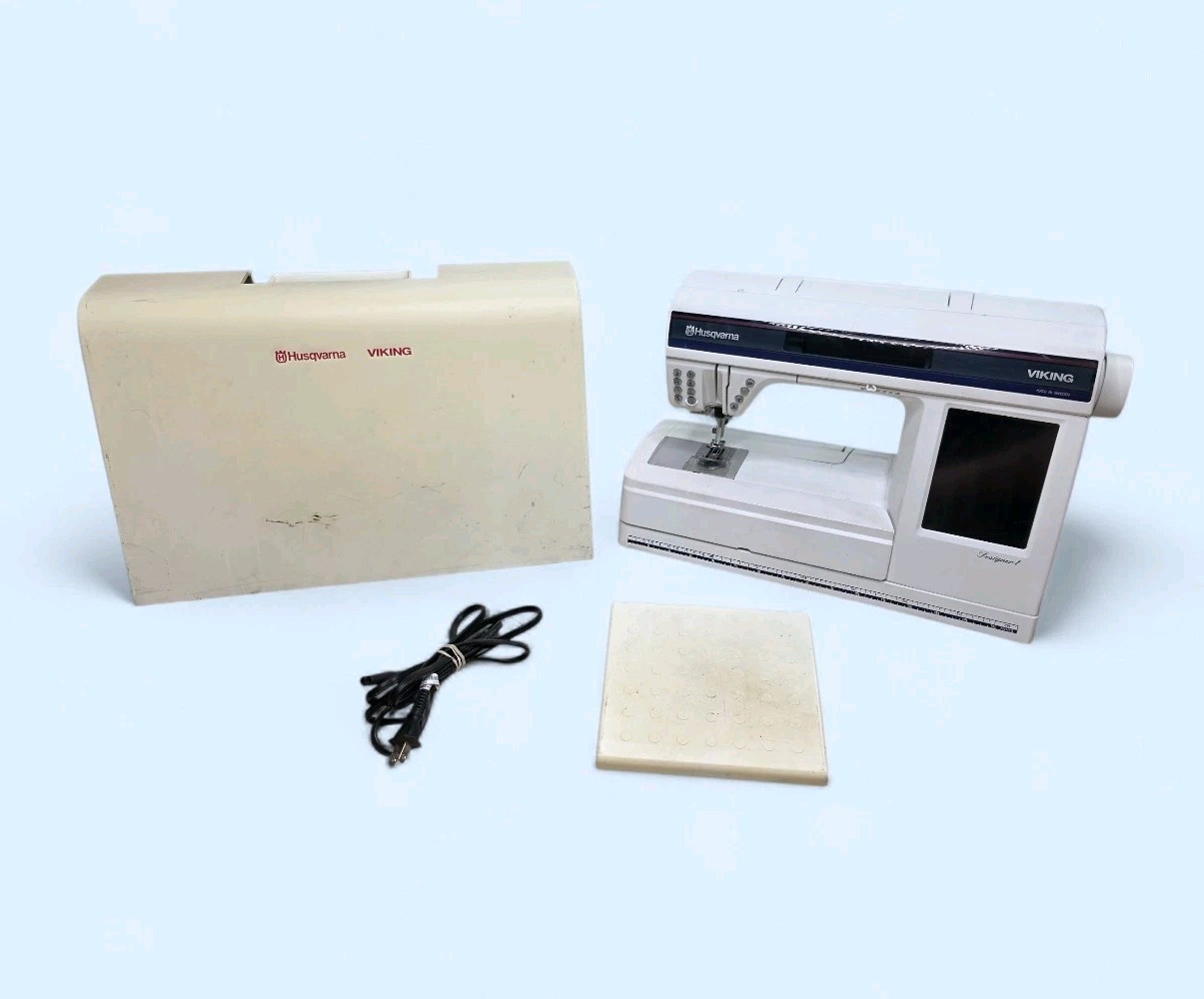 Husqvarna Viking Designer 1 Sewing/Embroidery Machine (READ DESCRIPTION)