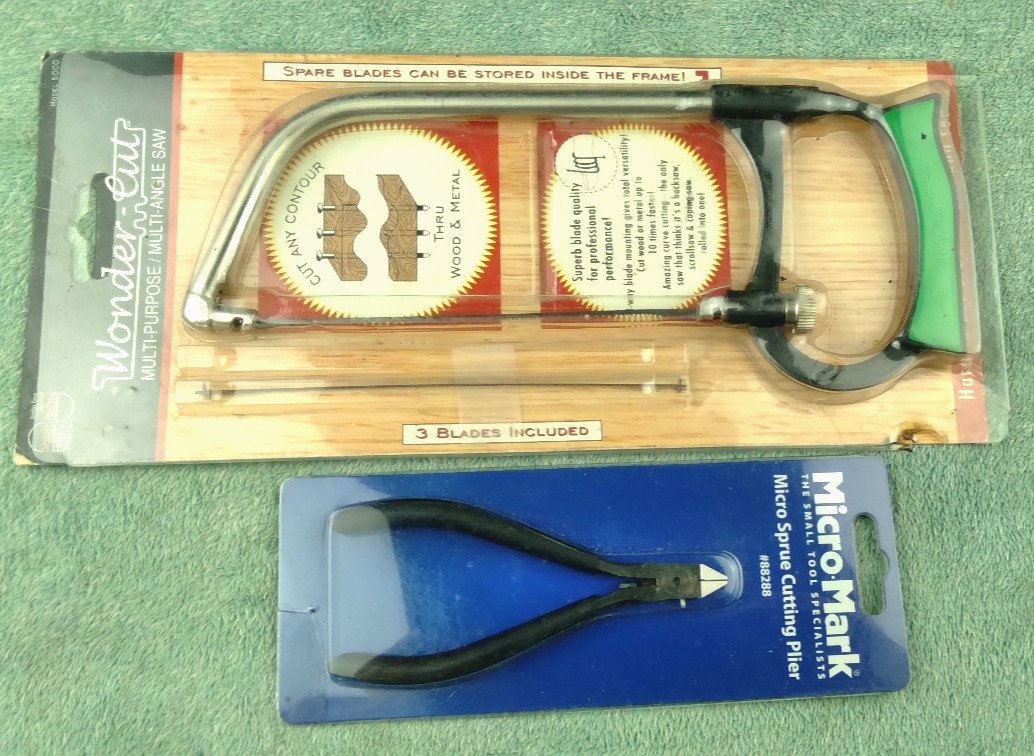 LOT OF (2) PLASTIC MODELER'S TOOLS  MICRO MARK SPRUE PLIERS + WONDER-CUT SAW