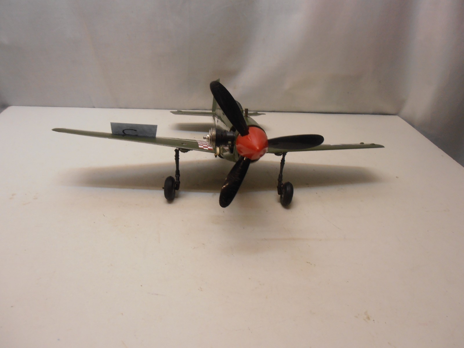 Cox 049 P-51