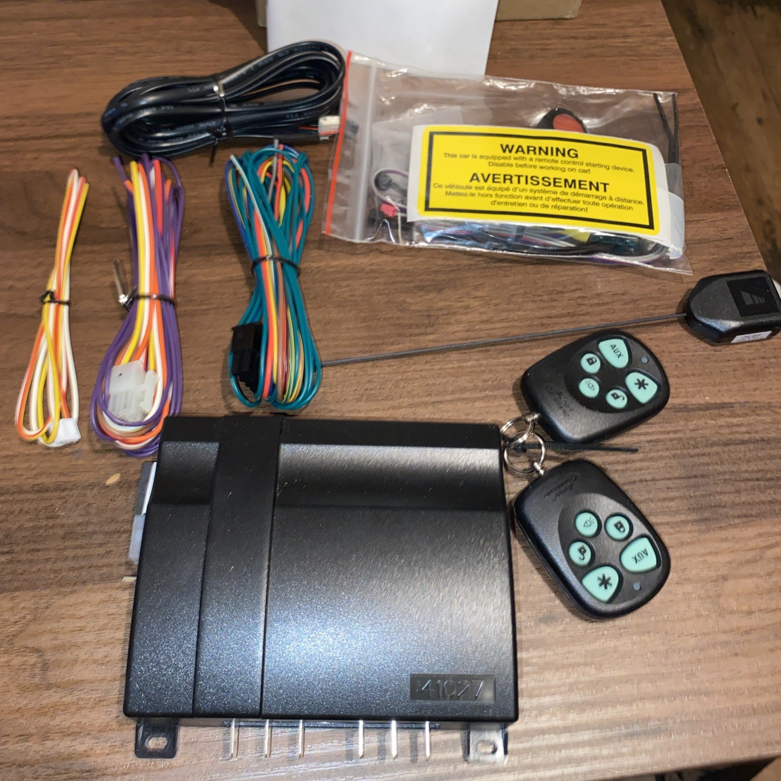 Automatic Remote Car Starter Kit Model 41026T w/2 Remotes ~ Open Box New