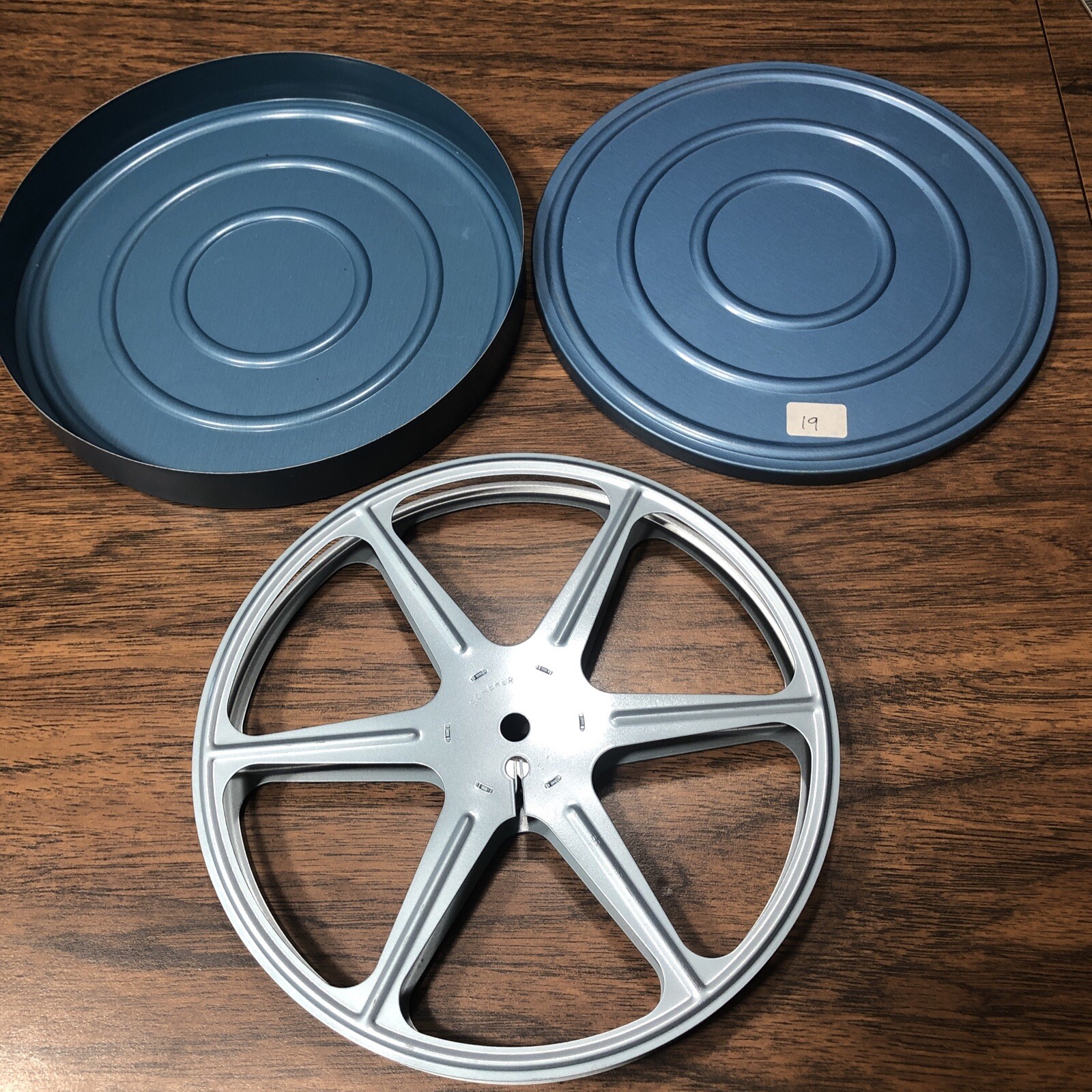 Vintage BLUE Scherer 16mm 400 ft. Metal Movie Reel 7” w/ Case USA