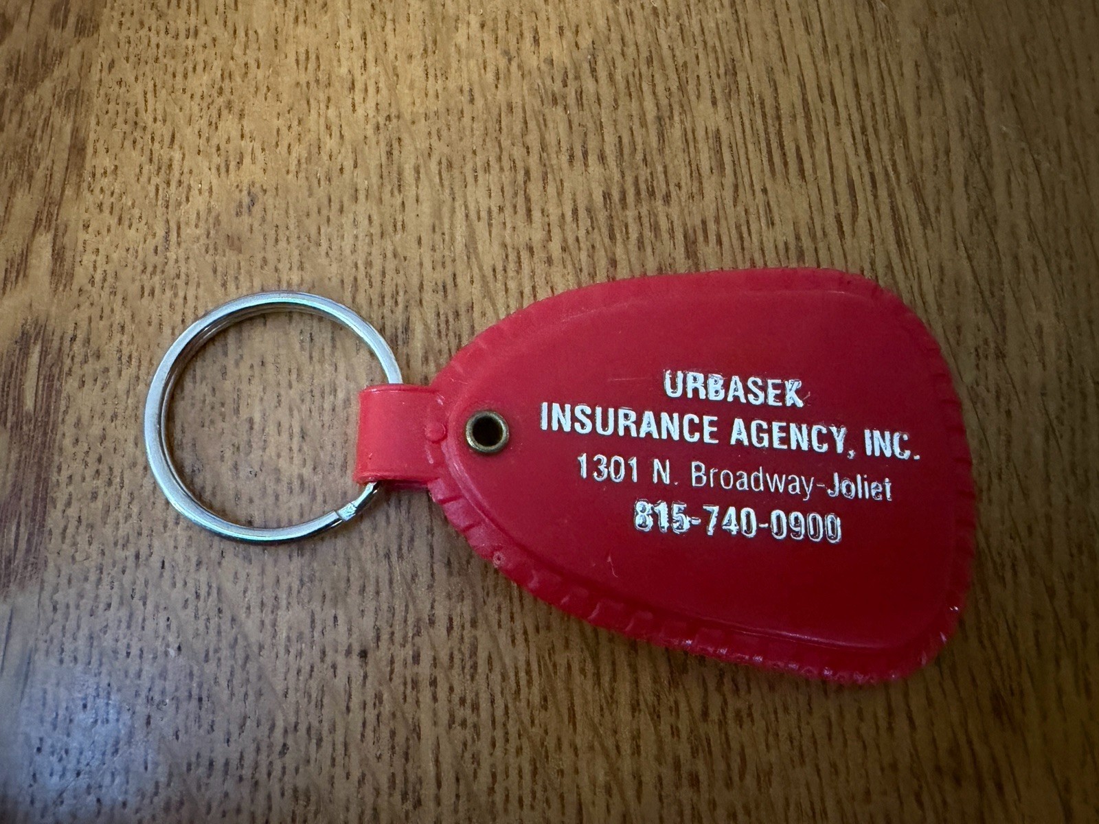 VINTAGE URBASEK INSURANCE AGENCY JOLIET IL ADVERTISING KEYCHAIN ZURICH