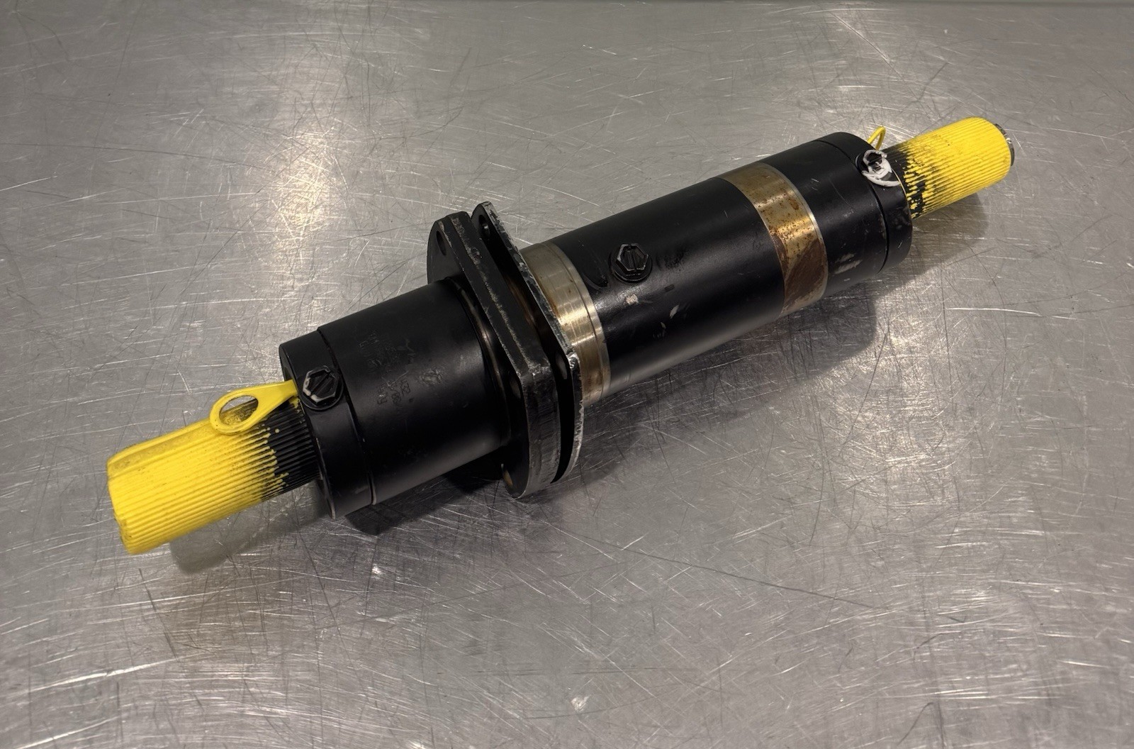 8128520503 Hydraulic Cylinder Dual Shaft NEW! FREE SHIPPING!