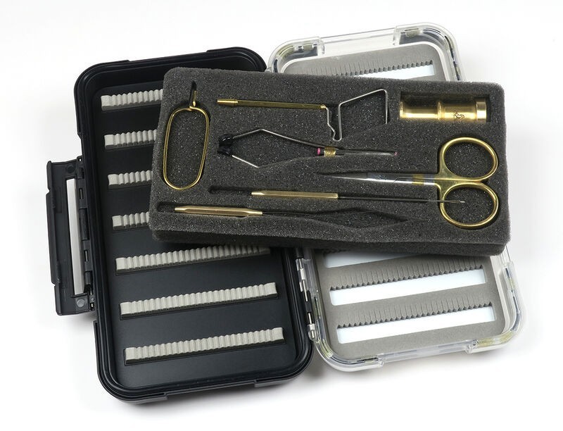 DR SLICK TYER GIFT SET w/ LG WATER PROOF FLY BOX. FLY TYING TOOLS, SCISSORS. NEW