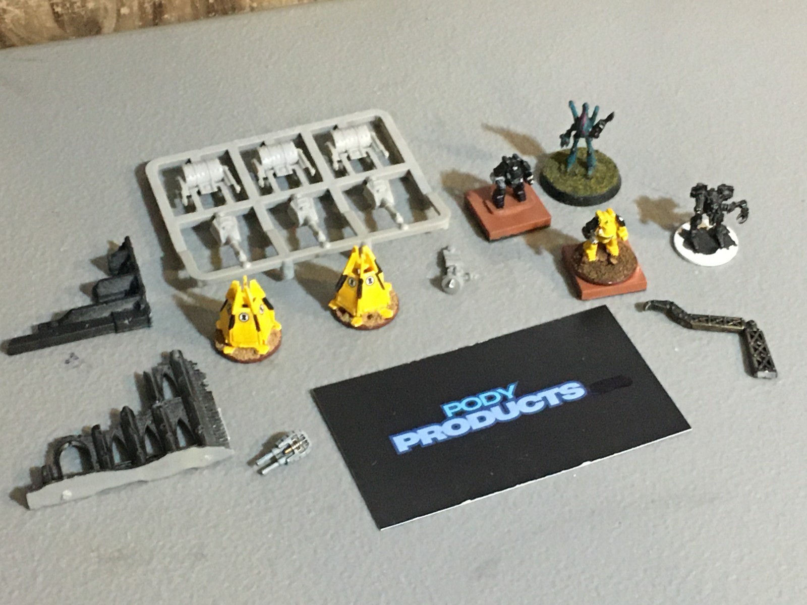 A34533 WARHAMMER EPIC 40K MIXED LOT DROP PODS DREADNOUGHTS TERRAIN + BITS GW