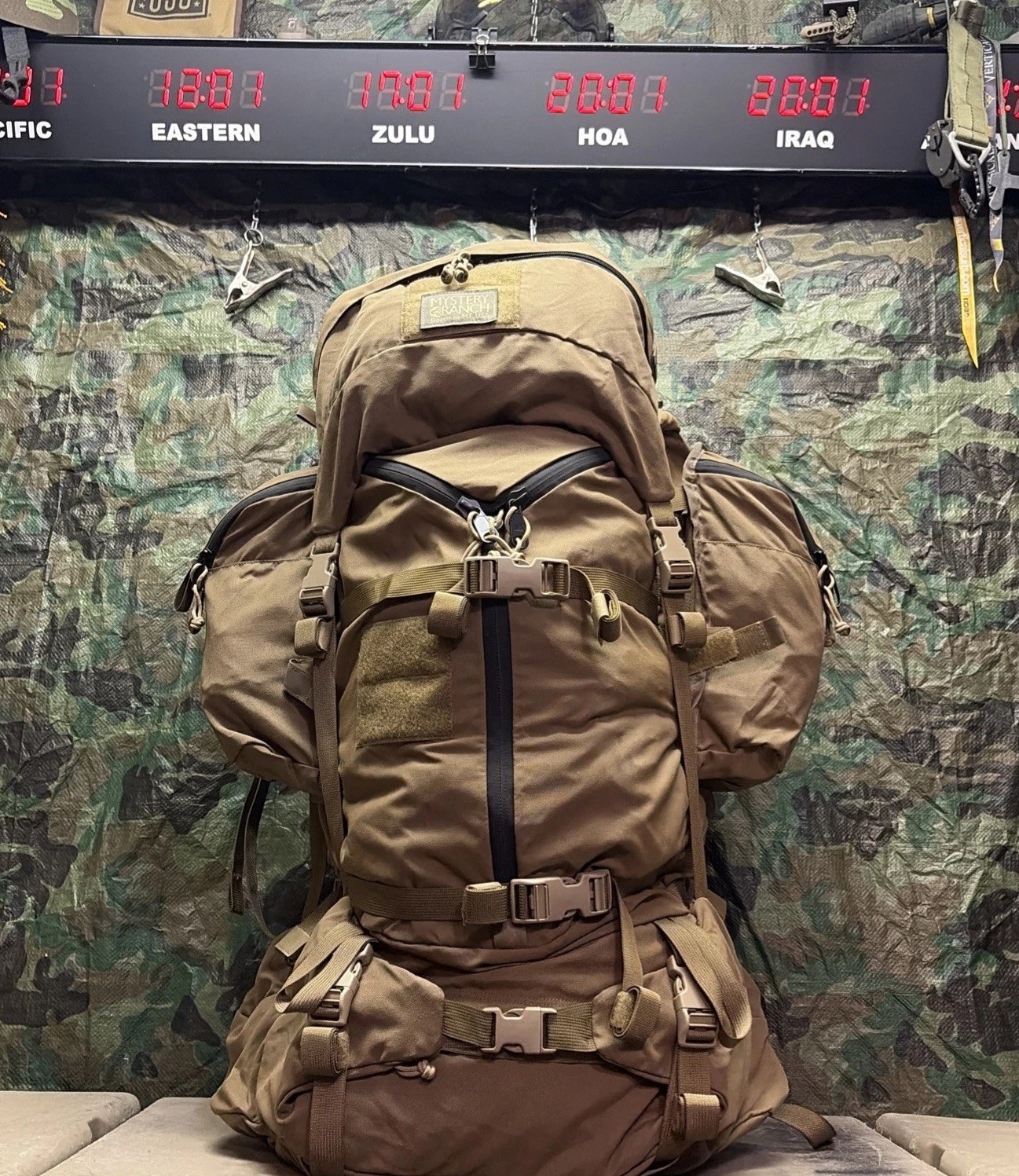 Mystery Ranch Carson Mountain Recce Pack Futura Yoke Coyote Medium 2011 NOS