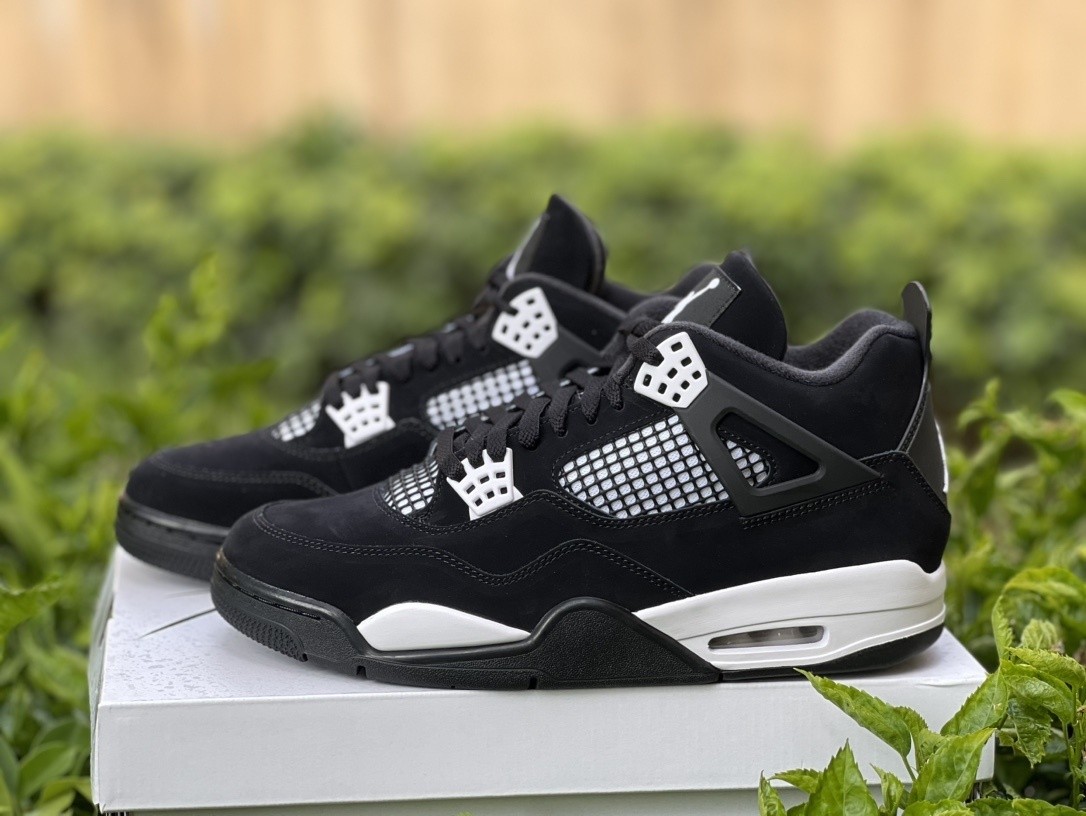 FQ8138-001 AJ 4 Retro White Thunder Men's Shoe Sizes 4-14