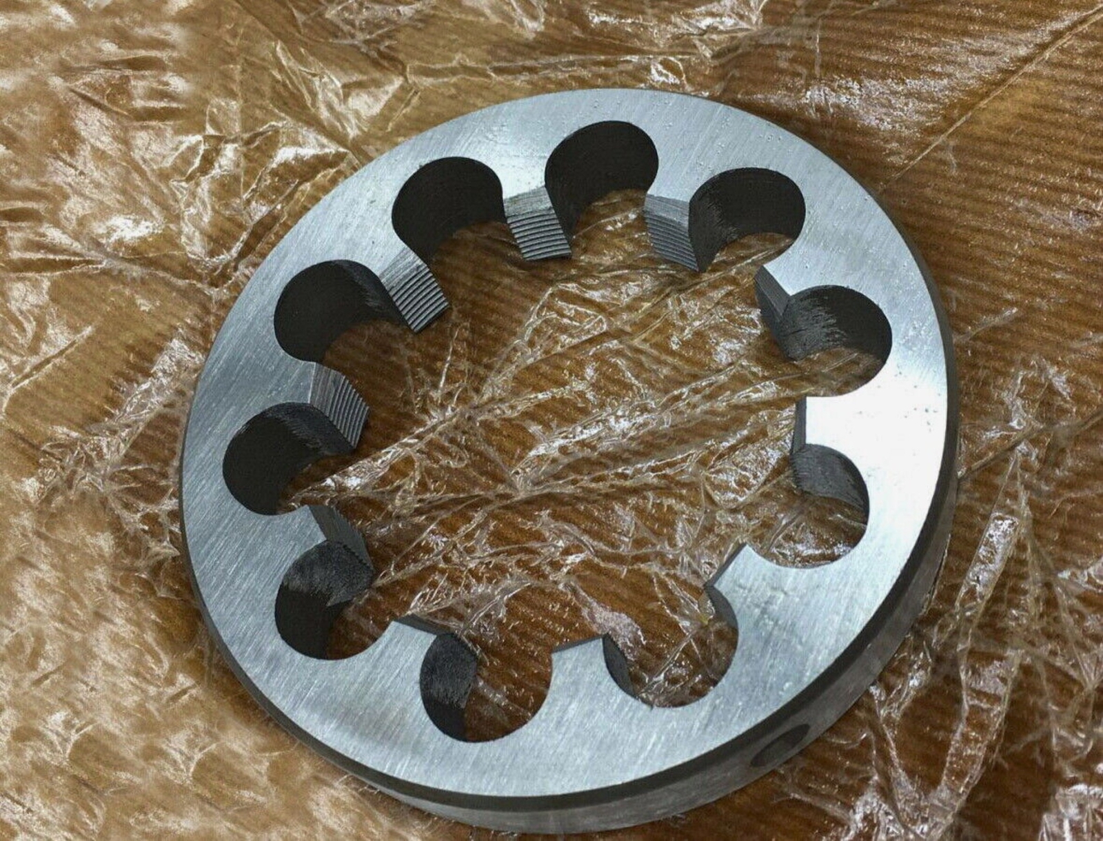 M70 x 6mm Metric Right hand Die 70x6.0mm Pitch