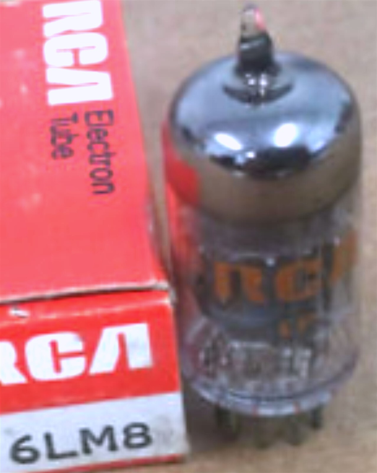 6LM8 TUBE RCA TESTED & BOXED VINTAGE COMMERCIAL SURPLUS