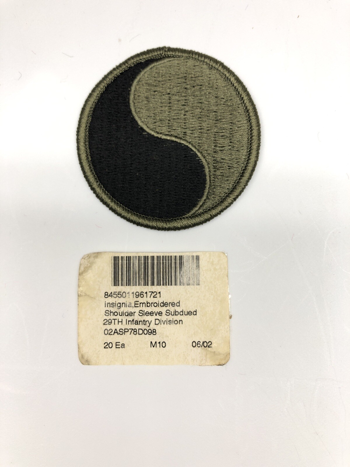 29th Infantry  Division Subdued U.S. Army Shoulder Patch Insignia