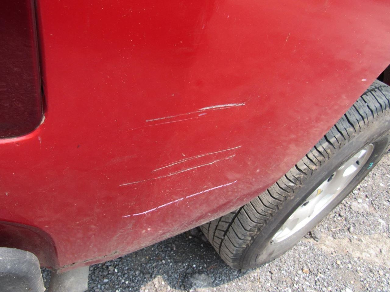 SILVRDO15 2012 Glove Box 1052686