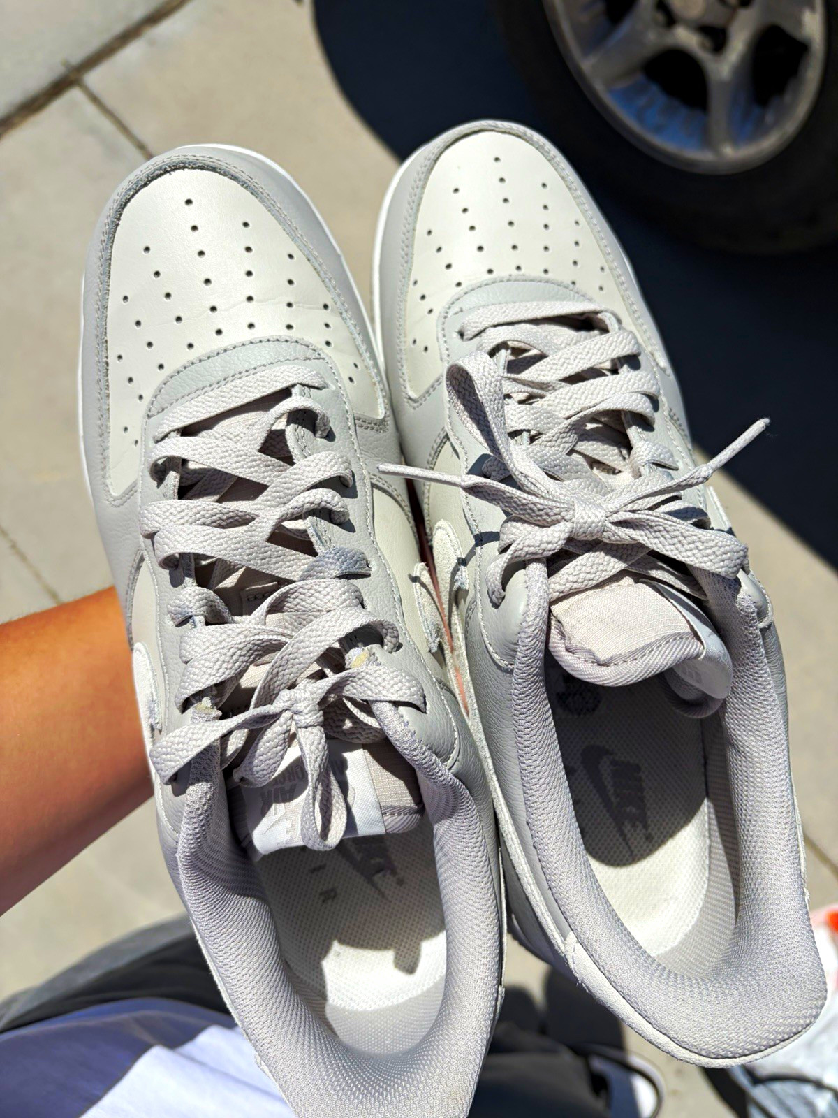 Nike Air Force 1 Low Top Leather Lace-Up Sneakers Gray/White Men’s