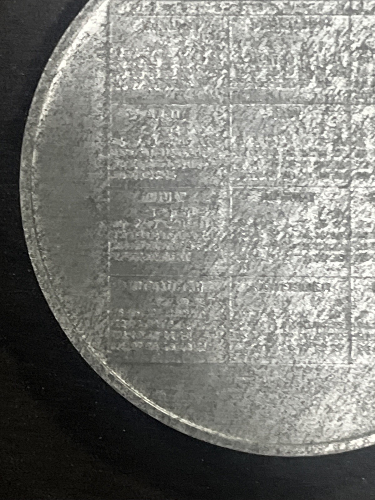 Marilyn Monroe 1975 Calender Coin Pewter