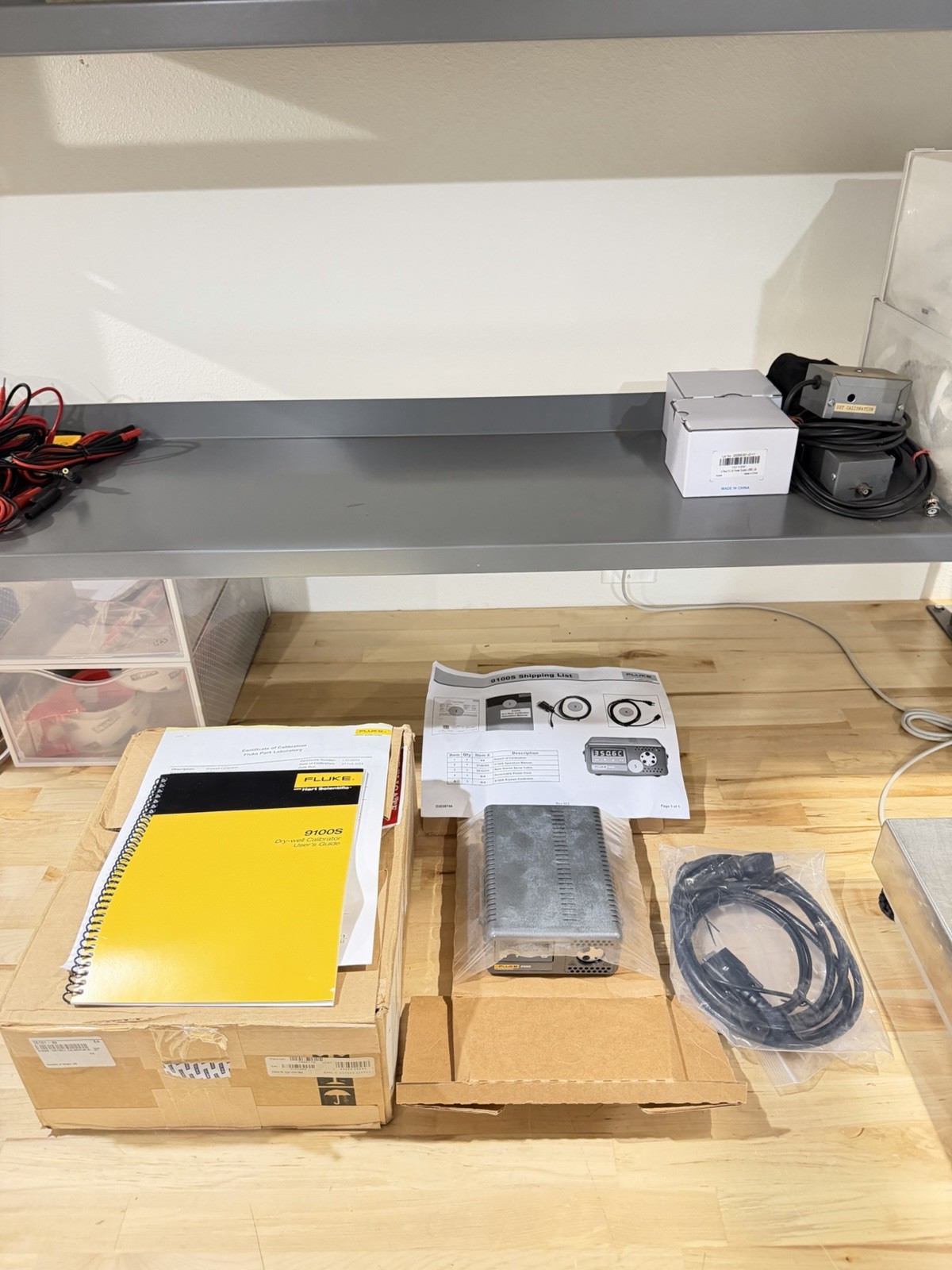 FLUKE CALIBRATION 9100S DRY WELL TEMPERATURE CALIBRATOR FREE SHIPPING