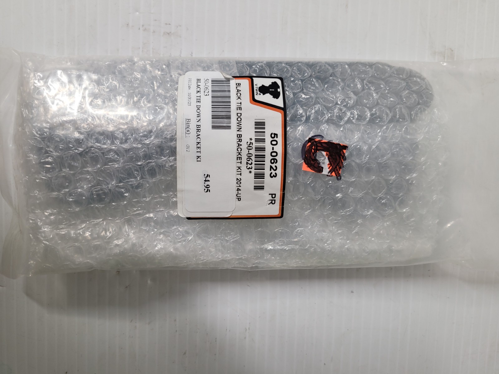 V-Twin motorcycle tie down bracket 14-up (black) 50-0623