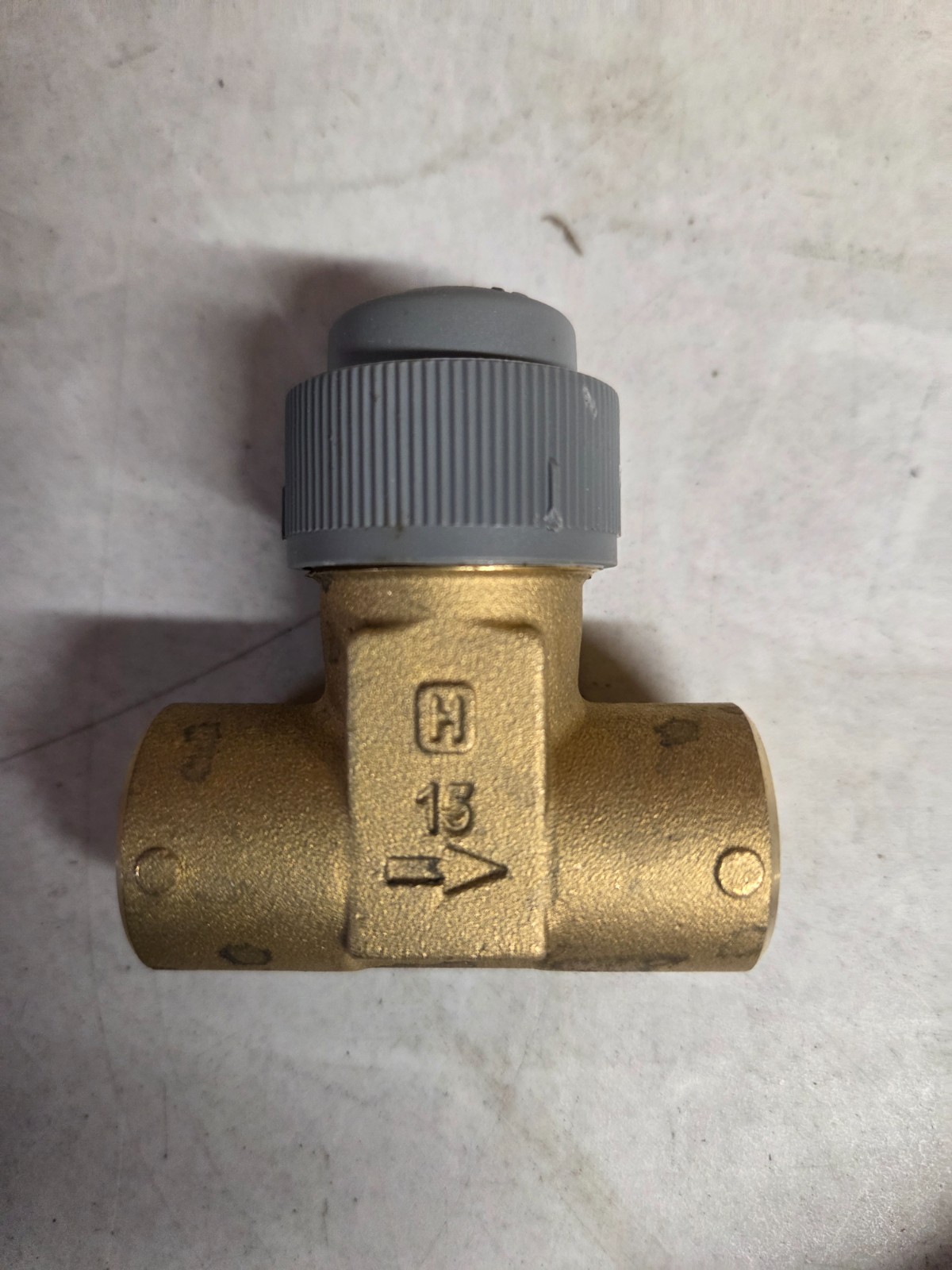 Honeywell V5862A2021 1/2" NPT 2-Way Globe Valve 0.47 Cv HVAC Hydronic New OB