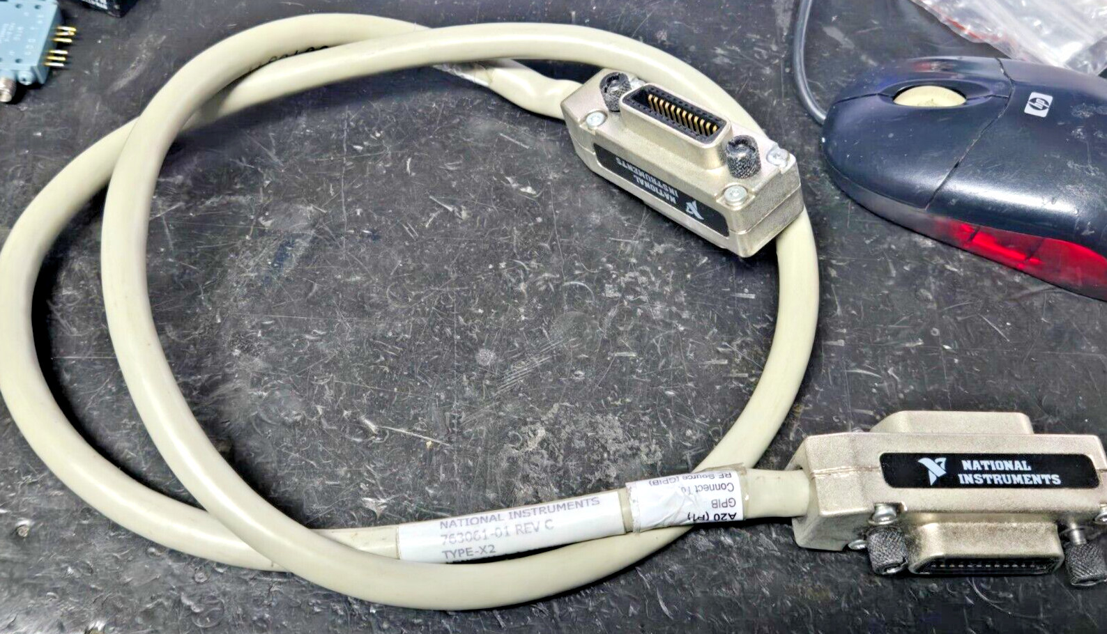 NATIONAL INSTRUMENTS 763061-01 REV C  1.1 METER DOUBLE SHIELDED GPIB type X-2