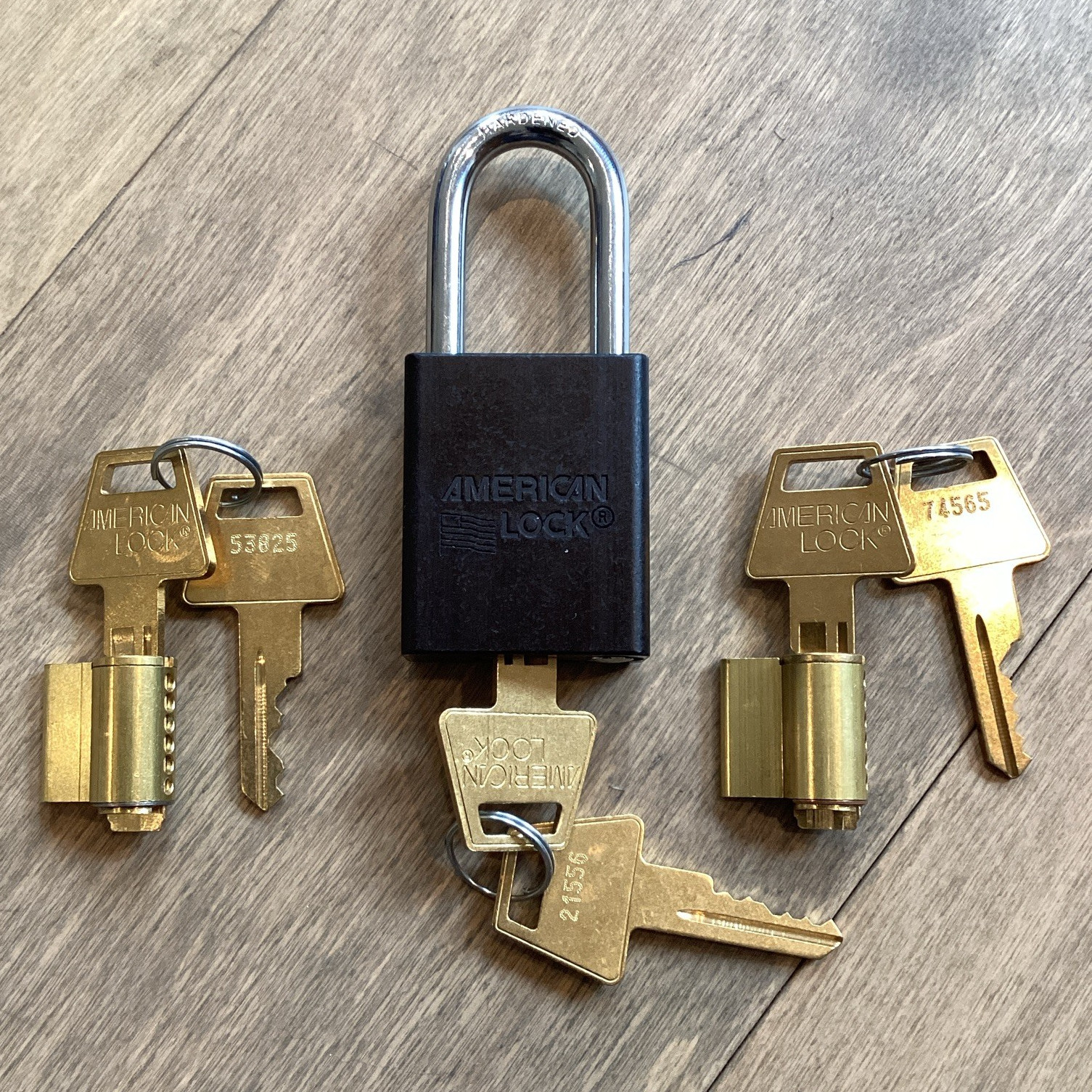 American Lock Series 1100 Black + 2 Extra cores!! - Lock sport - Green Belt
