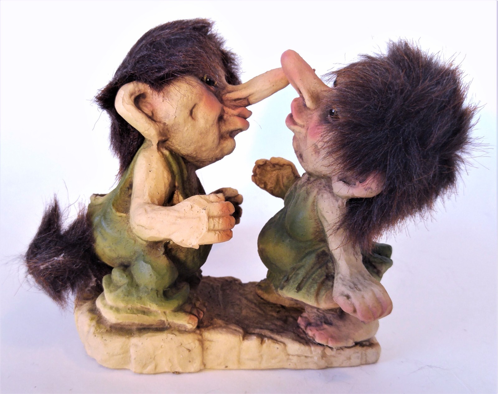 Ny Form Troll "Kissing Trolls" No. 056 New with Tag Norwegian