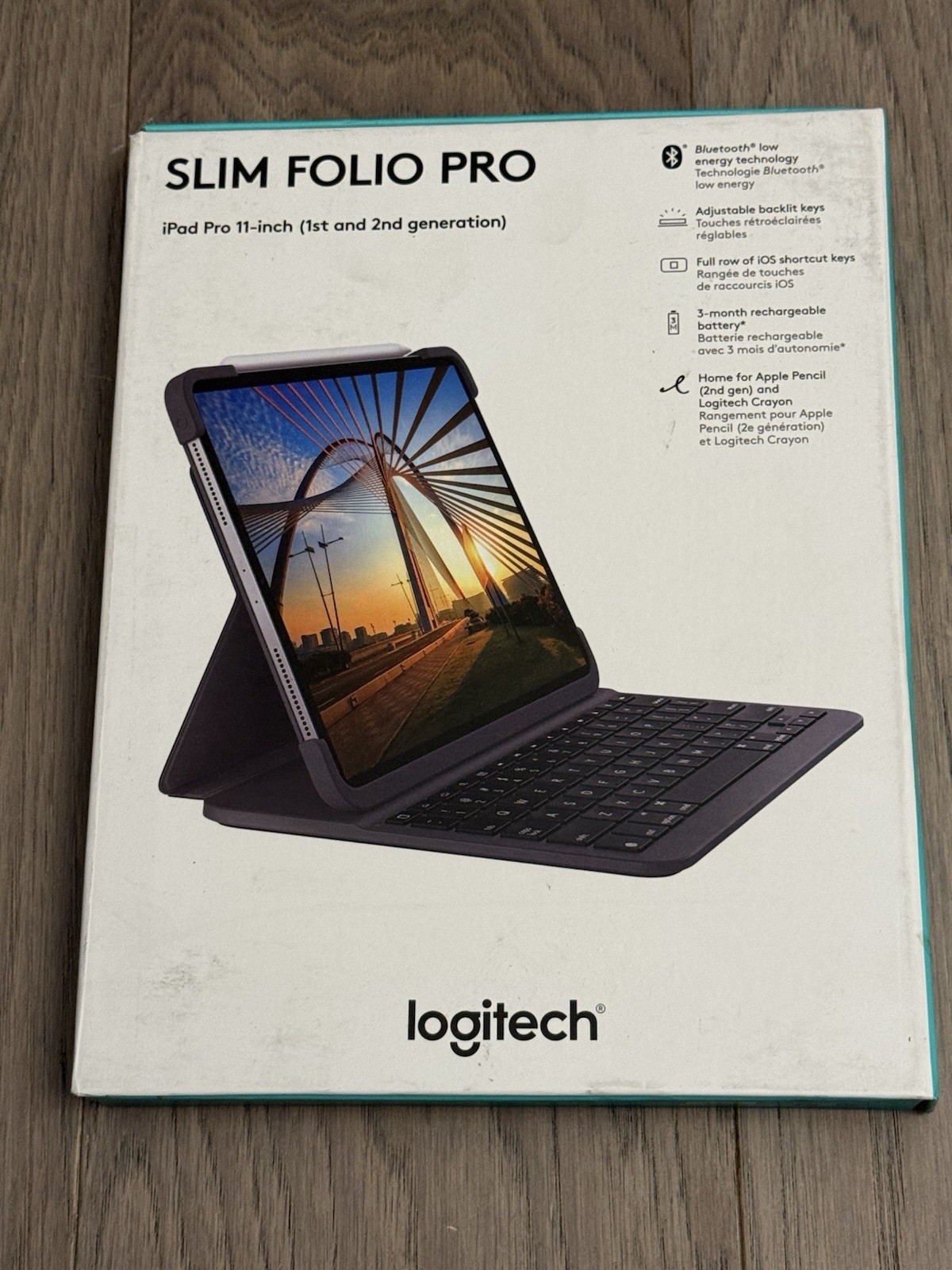 Logitech Slim Folio Pro Bluetooth Keyboard Case iPad Pro 11" Gen 1&2/ 920-009682