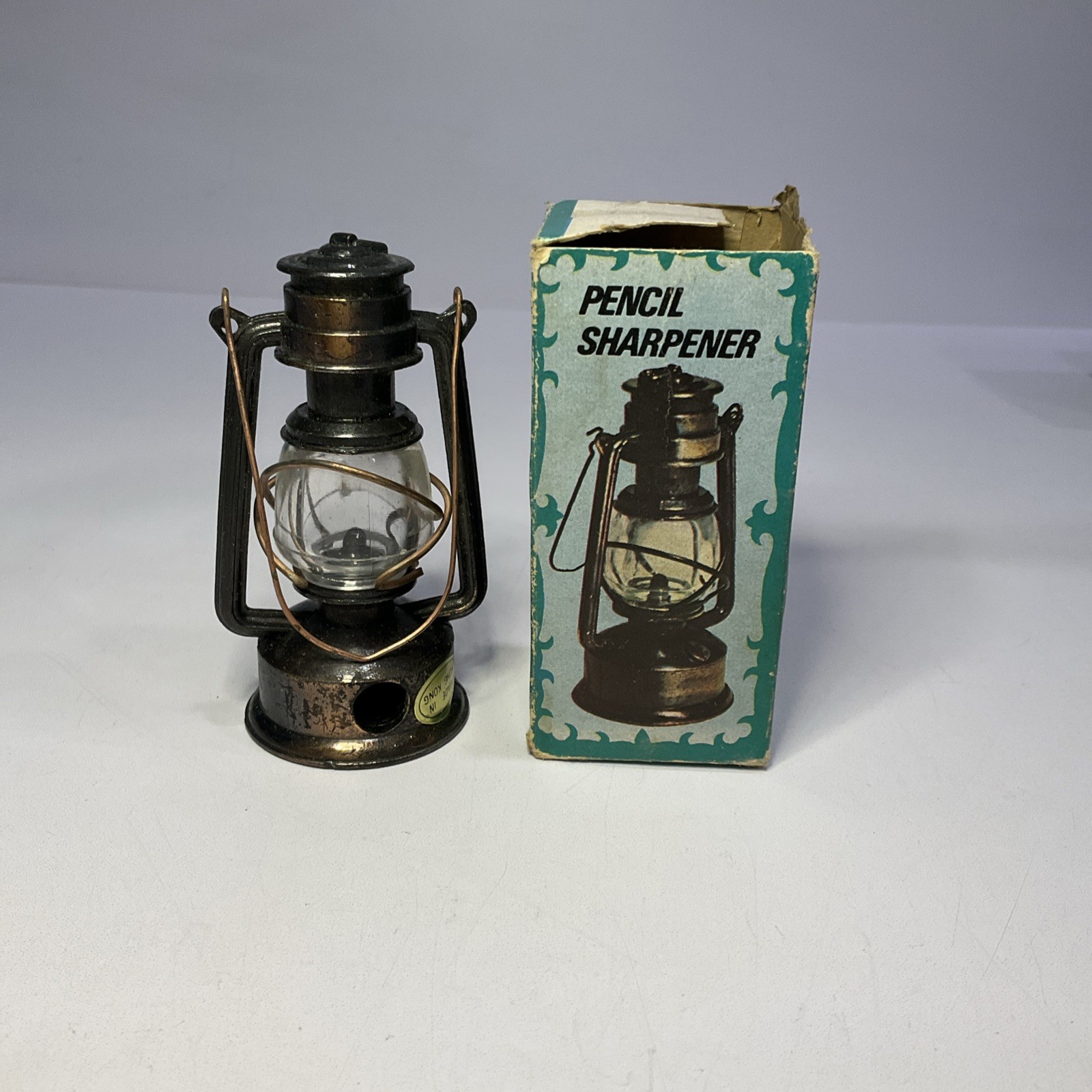 LANTERN BRONZE DIE CAST #8763 METAL COLLECTIBLE PENCIL SHARPENER NEW / BOX