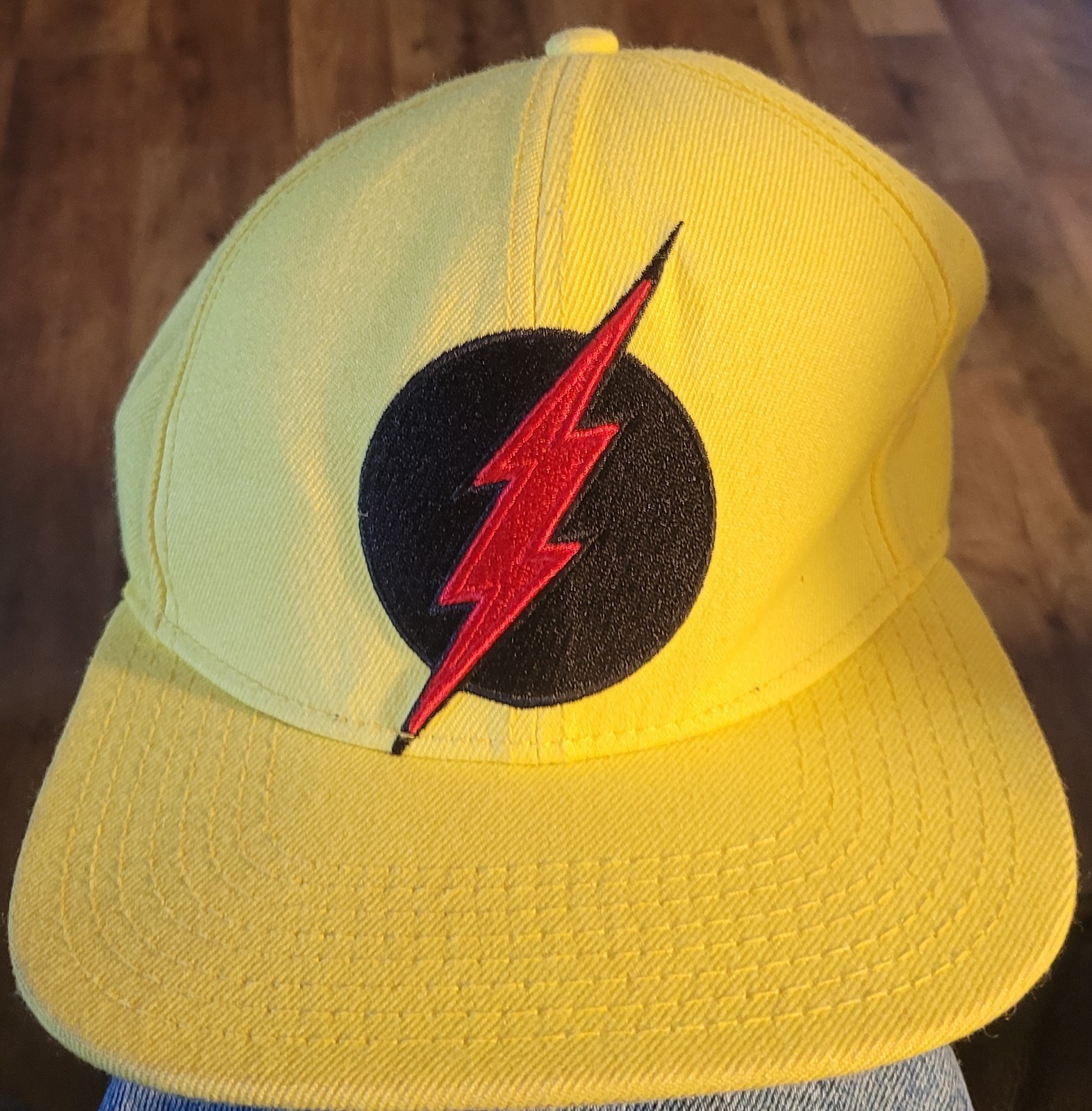 Reverse Flash Logo Flat Bill Snapback Hat Yellow