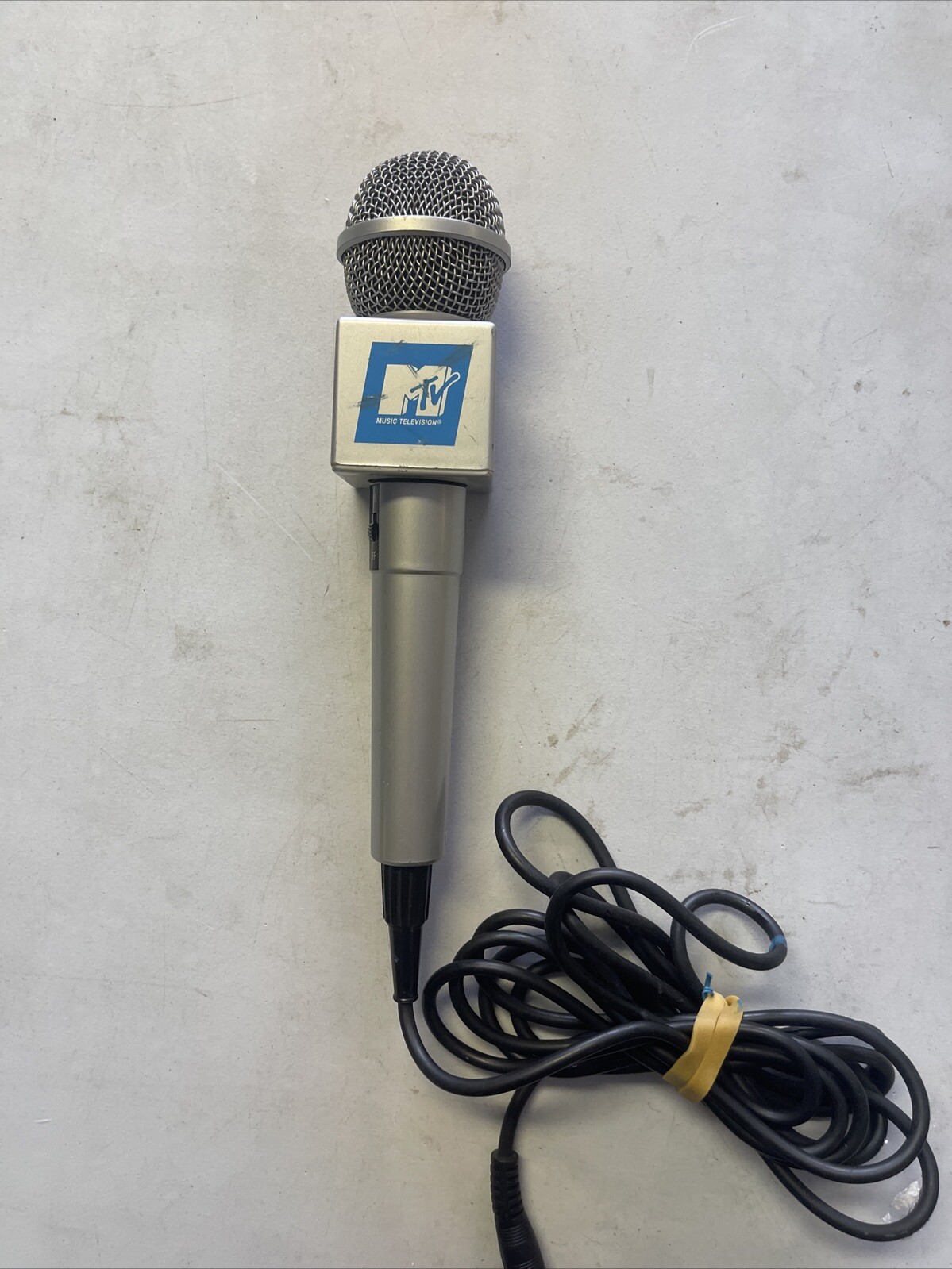 Vintage MTV Microphone w/Cord Jack Karaoke Silver Blue Party Entertainment Rare