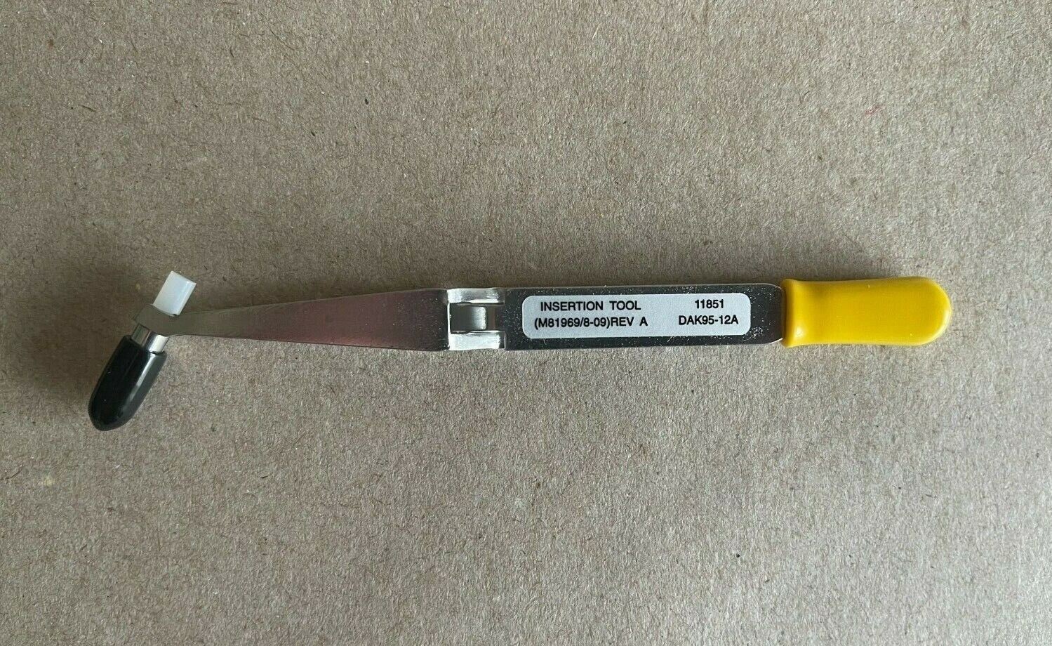 Daniels DMC Installing Tweezer DAK95-12A (M81969/8-09)
