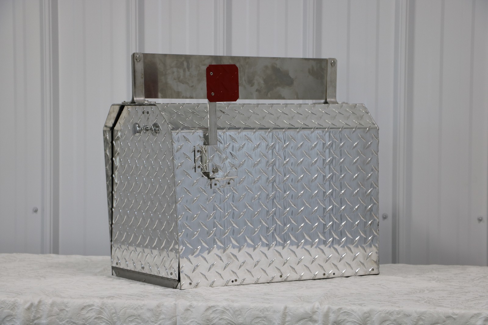Heavy Duty Aluminum Diamond Plate 14 Gauge Mailbox Jumbo Size With Name Plate