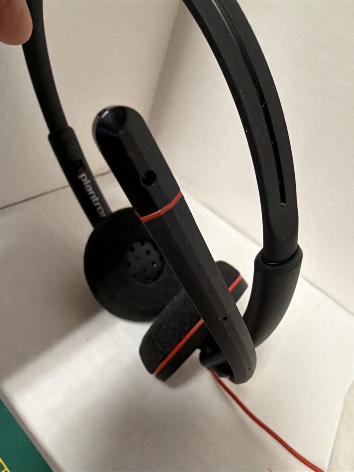 Plantronics Blackwire 3200 Series USB Headset Brand New Sealed Electronics