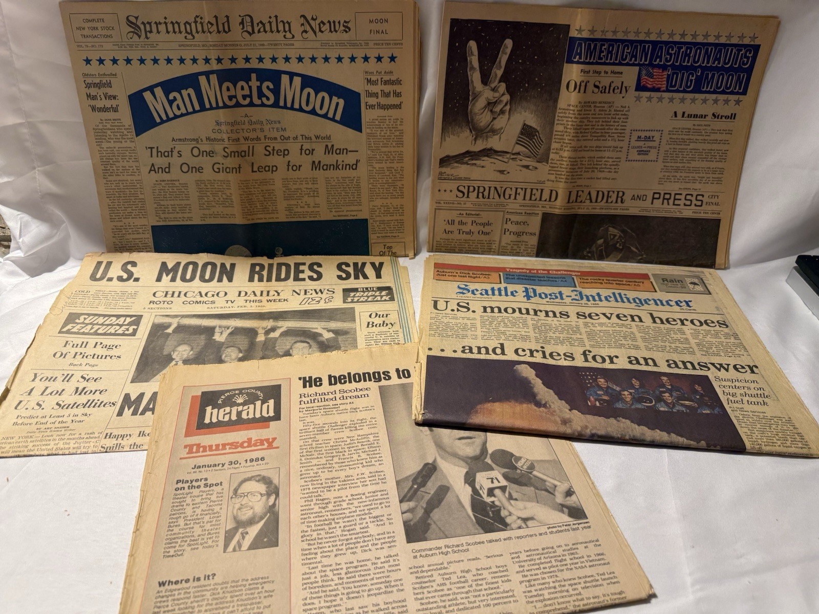 Vintage NASA Space Newspapers Lot 5 Apollo 11 Challenger Moon Landing 1958-1986