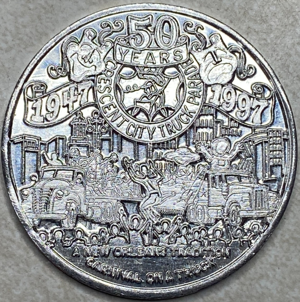 1997 Crescent City Truck Parade Doubloon New Orleans Mardi Gras Token T8140