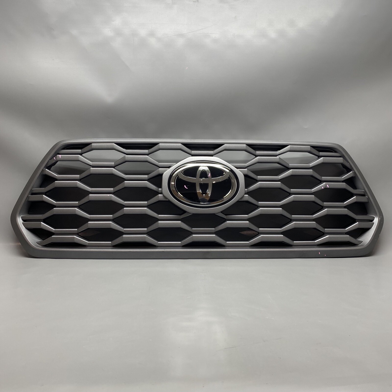 TOYOTA TACOMA TRD GRILLE 2019 2020 2021 OEM 53114-04250