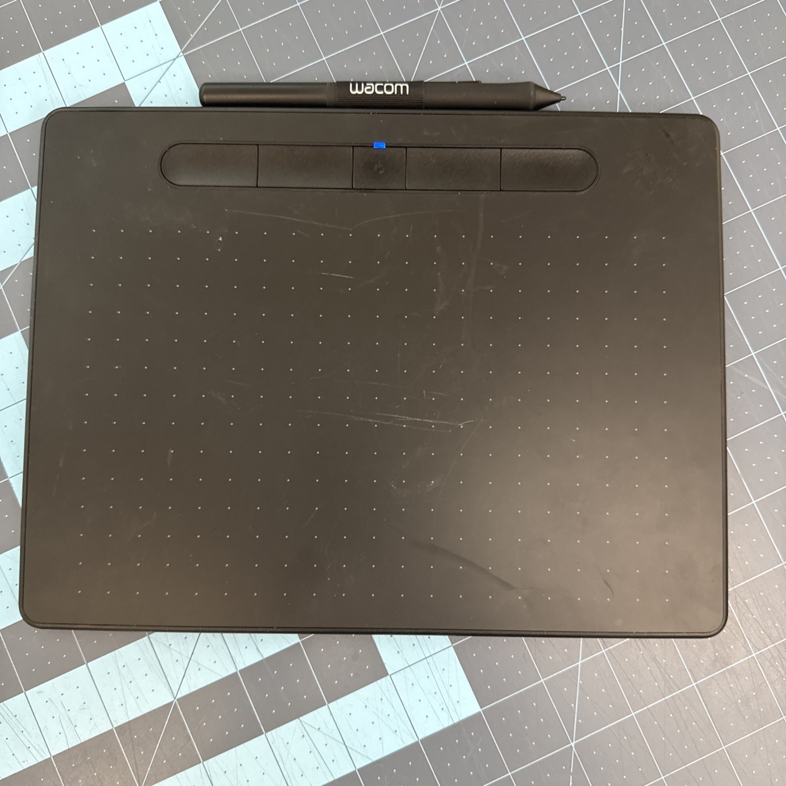 Wacom Intuos Creative Pen & Touch Tablet (Black)