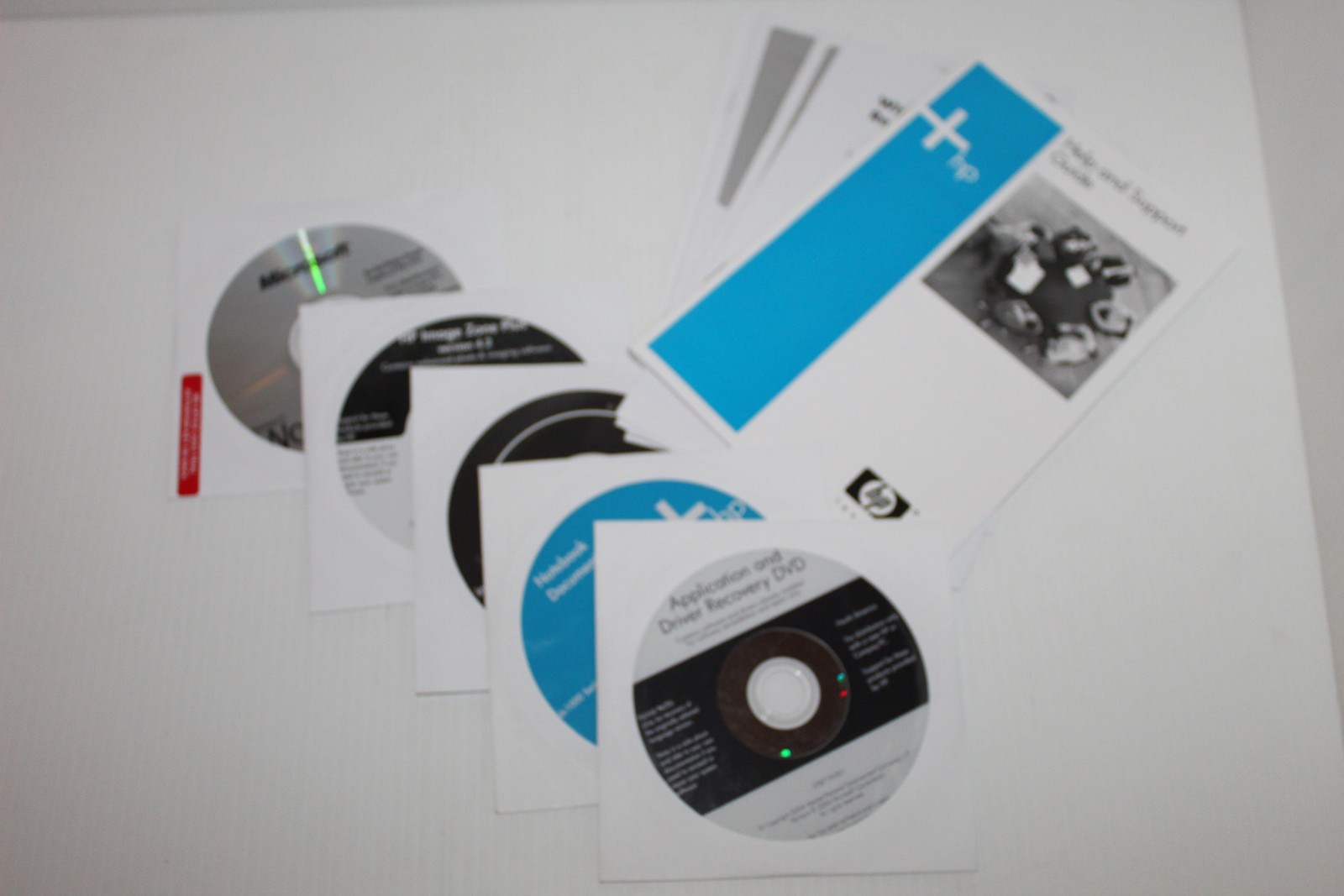 HP Compaq dv1000 Series Notebook Recovery Discs & Manuals Microsoft Works Money