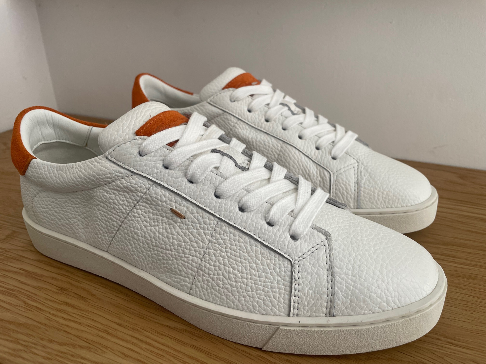 SANTONI men's white /orange sneakers  / leather shoes / Made in Italy / 8US-41EU