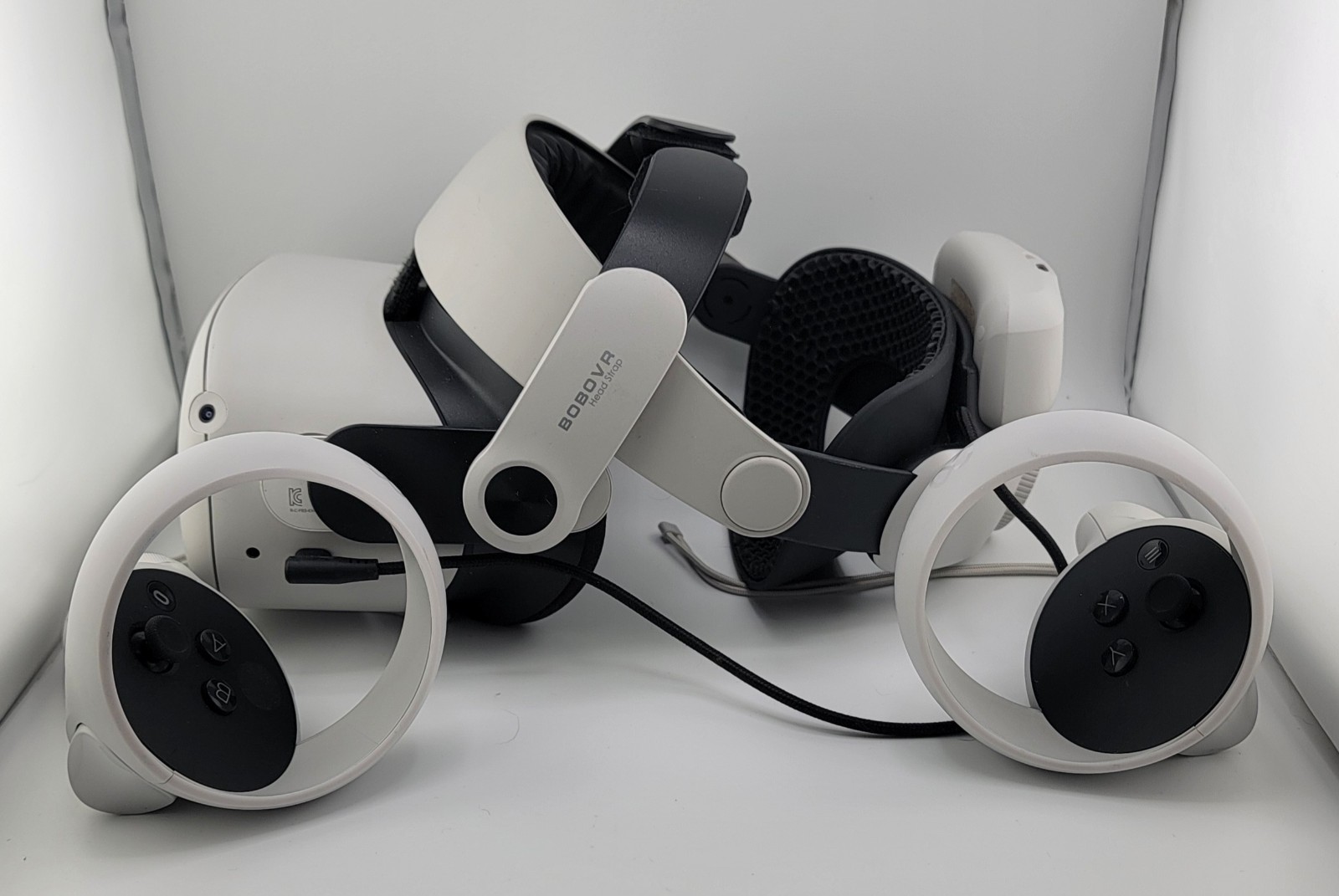 Meta Quest 2 Virtual Reality Headset 128GB White - No Power Adapter
