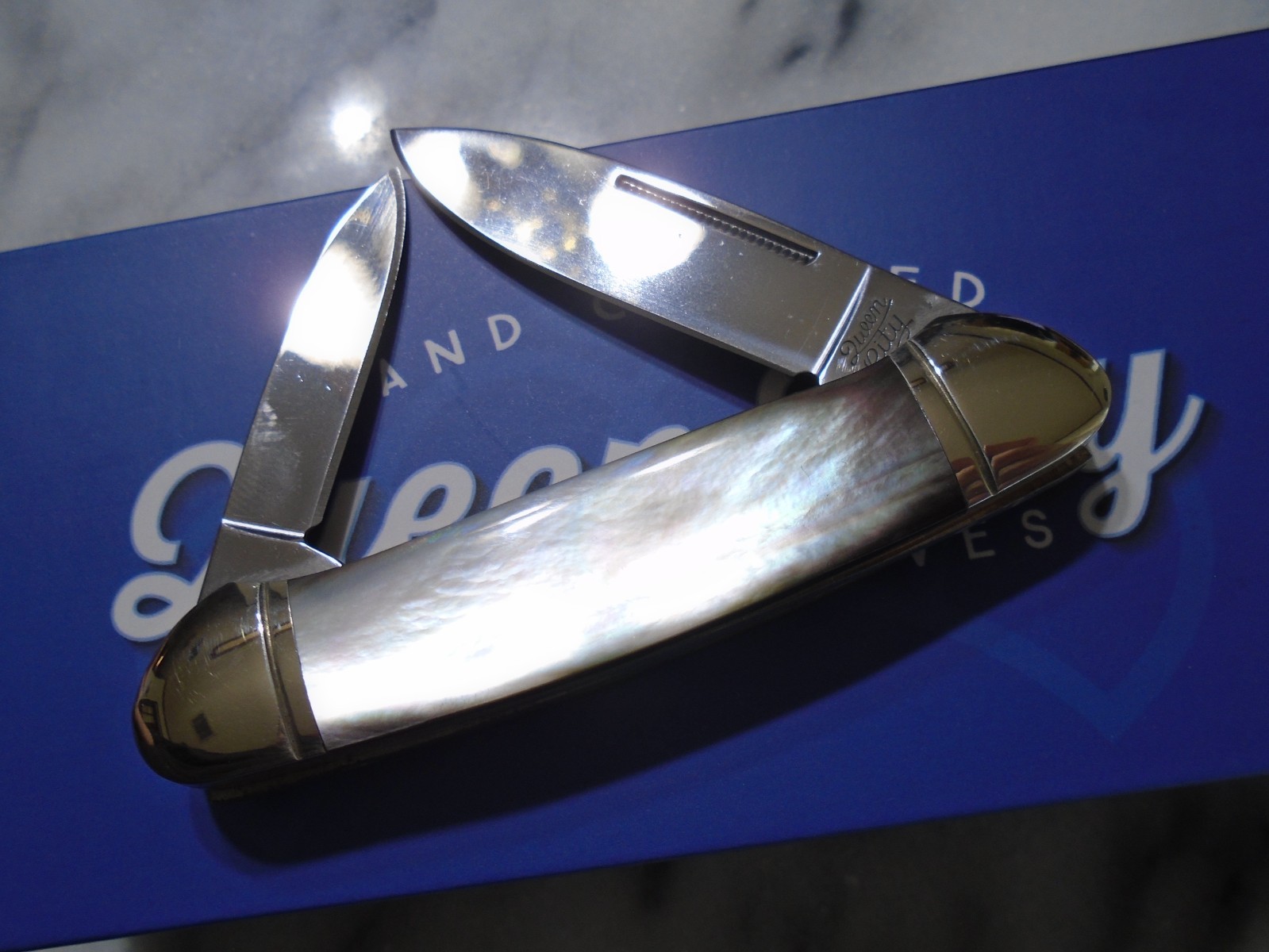 Queen City Genuine Black Pearl Canoe 2 Blade Pocket Knife QC007 3 1/2" Closed