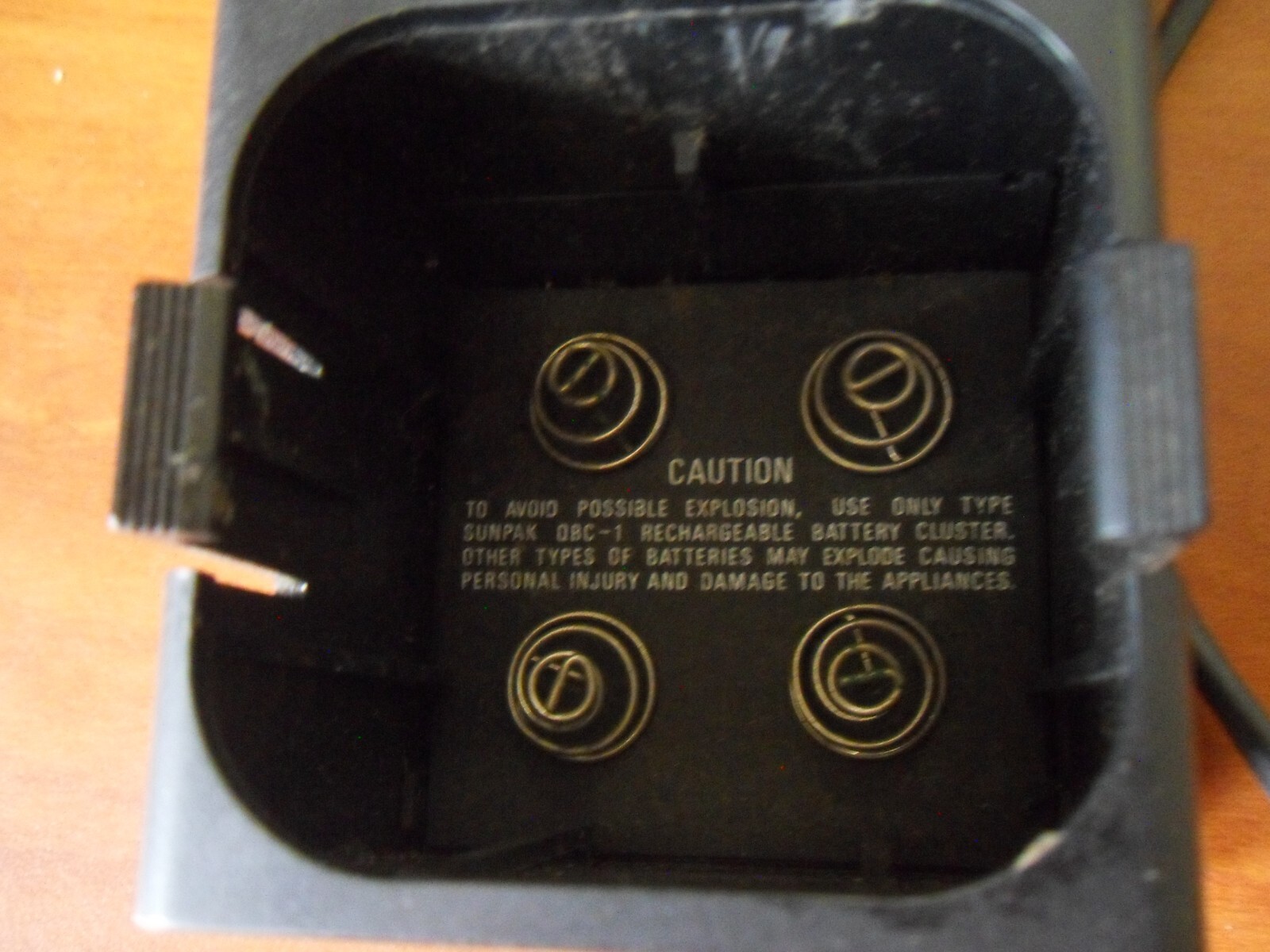 SUNPAK QUICK CHARGER TYPE QBC-1