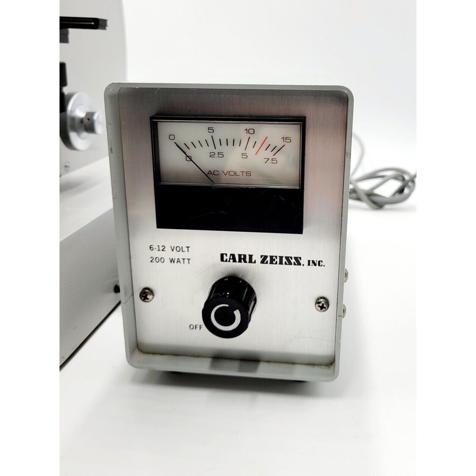 Carl Zeiss Universal Research Microscope W/Objectives & Eyepieces +Power