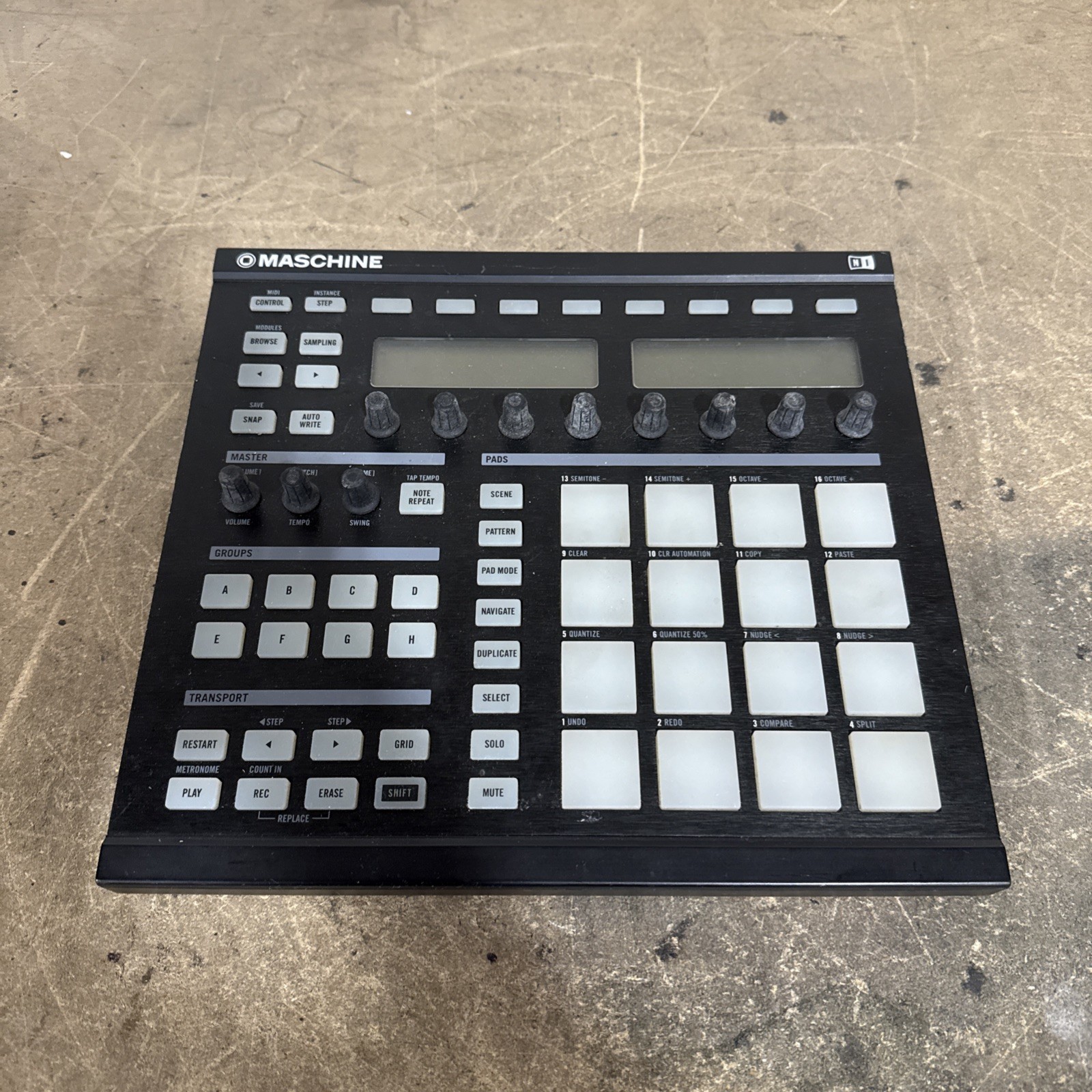 Native Instruments MASCHINE Controller