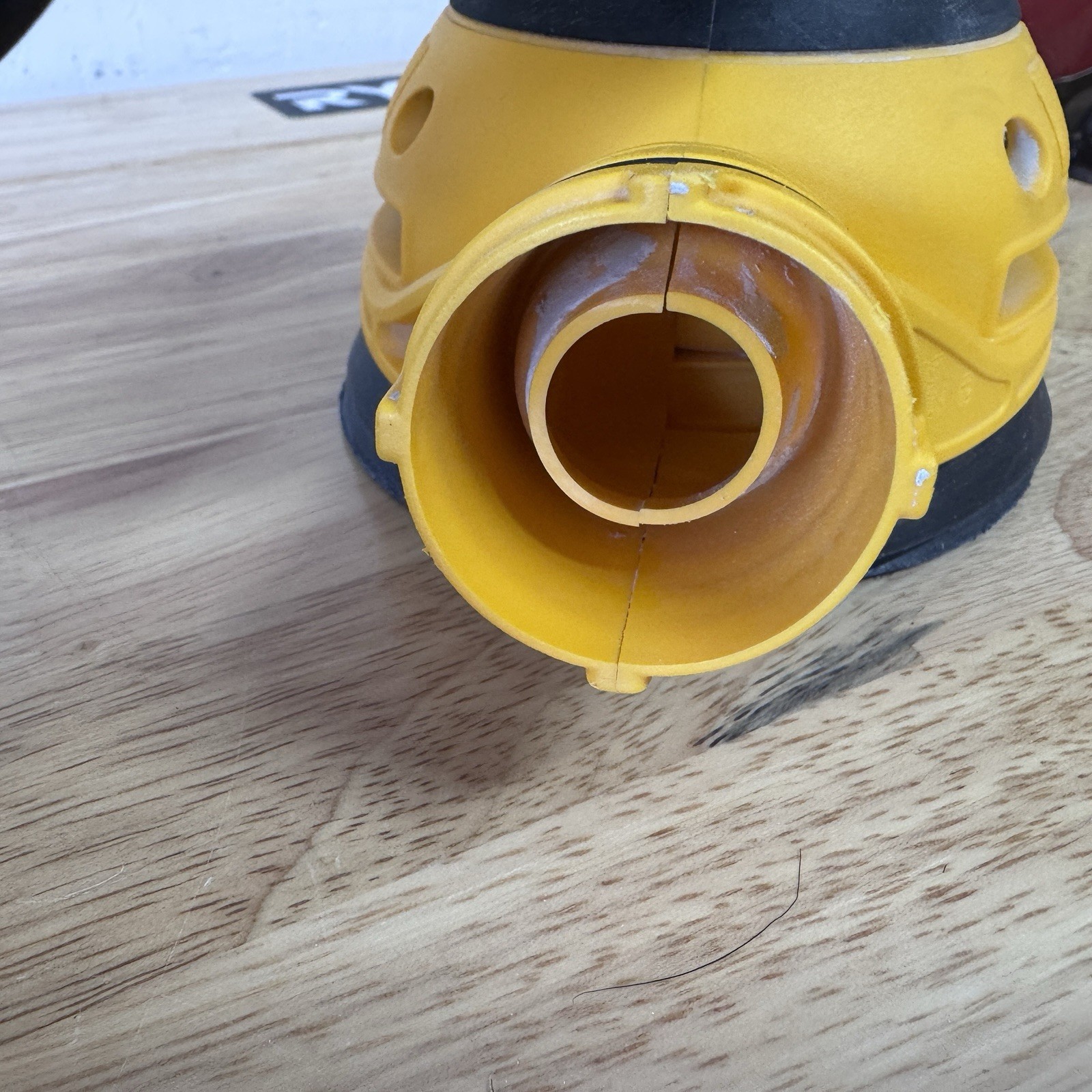 DEWALT DW421K Corded Orbital Sander
