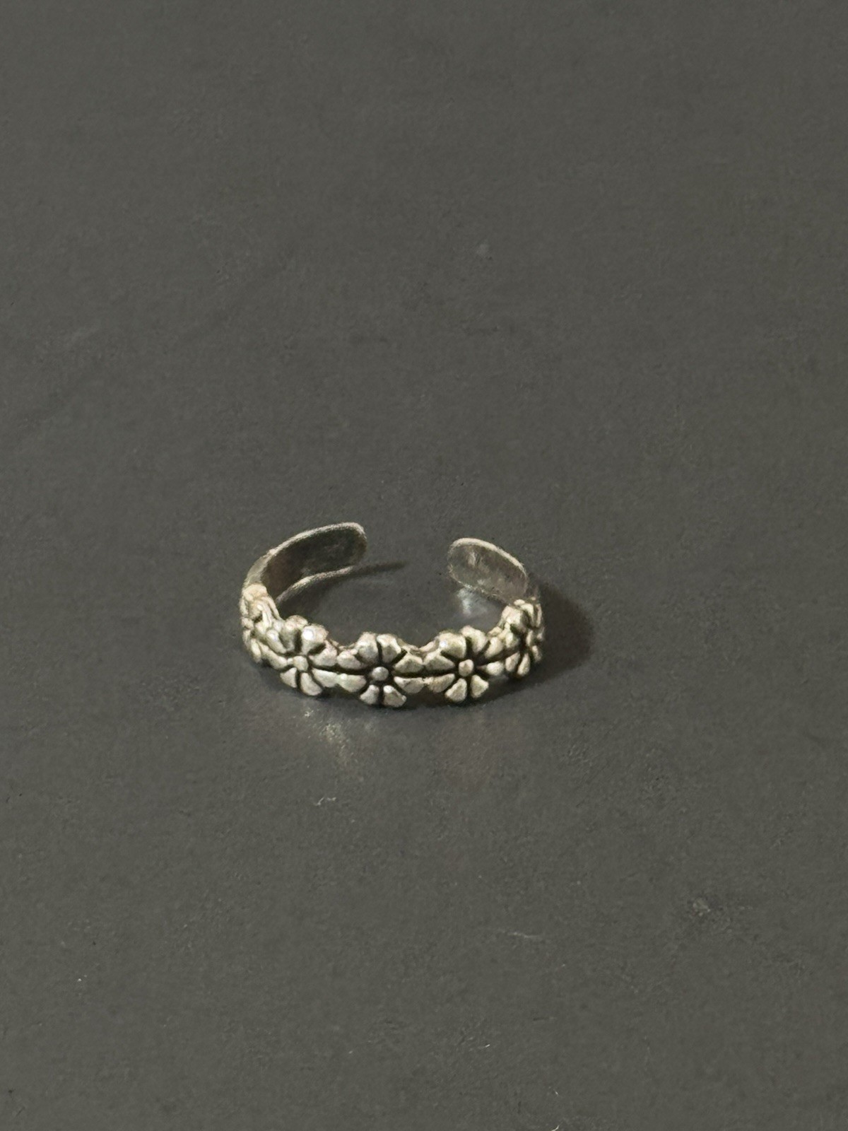 Vintage 925 Sterling Silver Flower Toe Ring