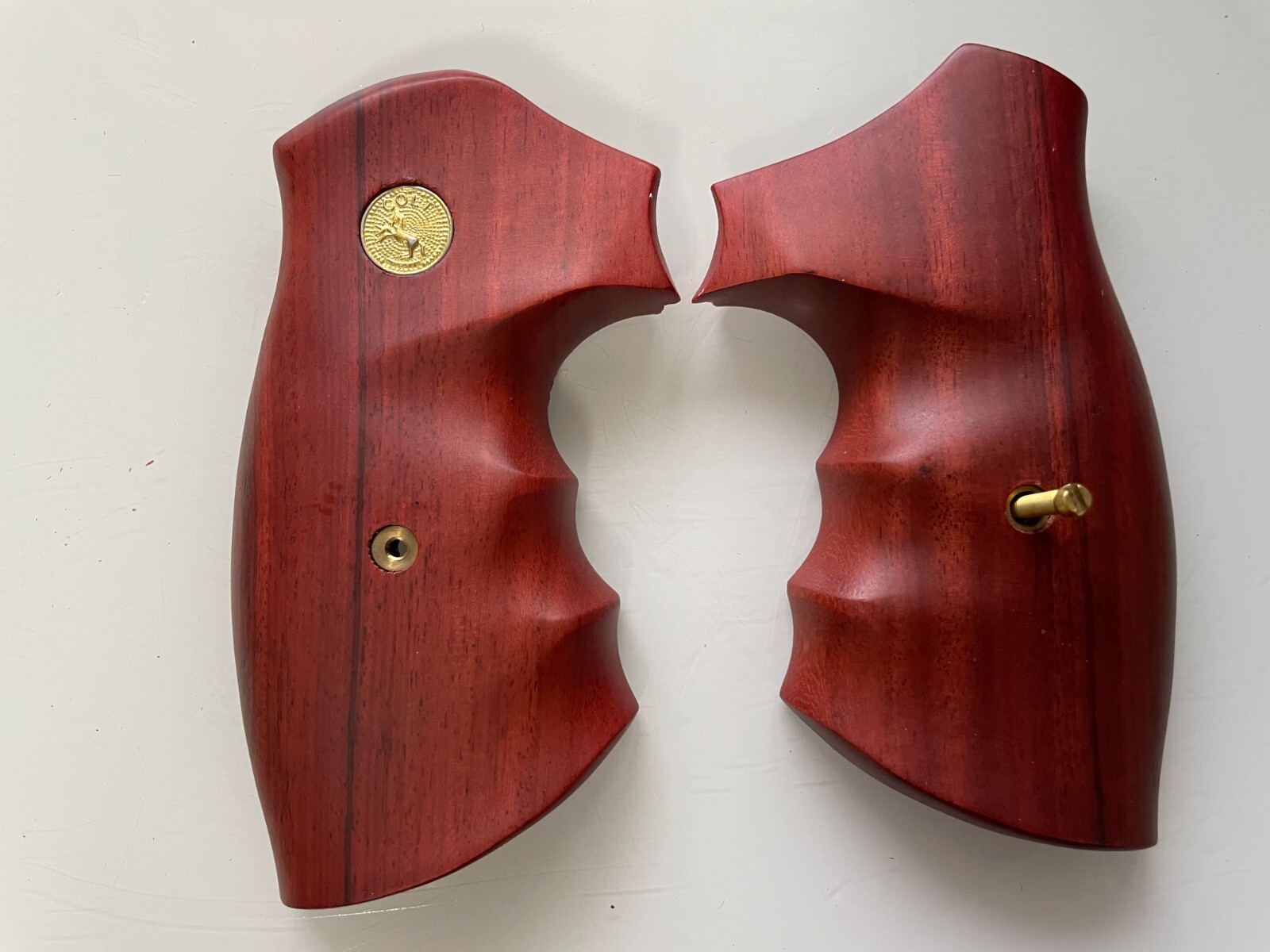 New All  Smooth Wood Decorative Grips For Colt Python grip; Close back pattern05