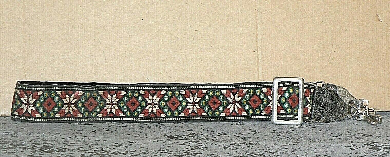 Beautiful 1970's Diamond X Pattern Hippie Camera Strap  A4284
