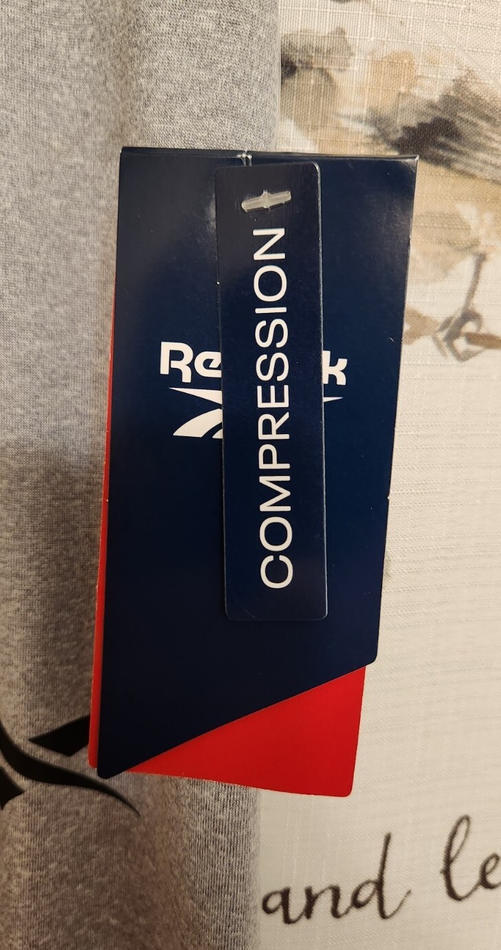 🆕️REEBOK Compression Pants Mens Size SMALL Heather Grey True Base Layer