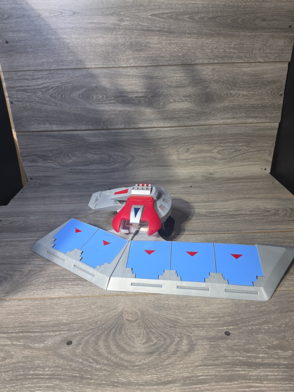 Yu-Gi-Oh! Battle City Duel Disk Card Launcher 1996 Kazuki Takahashi - TESTED!!
